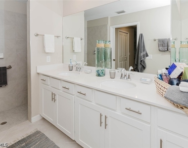 6047 Ellerston Way - Photo Thumbnail 15