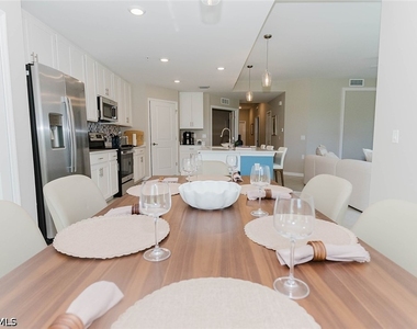 6047 Ellerston Way - Photo Thumbnail 8