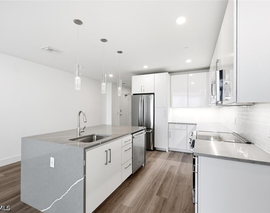 1950 Mayfair Street - Photo Thumbnail 20
