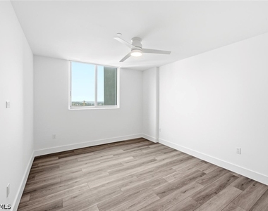 1950 Mayfair Street - Photo Thumbnail 31