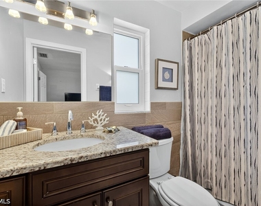 1421 Windsor Court - Photo Thumbnail 11