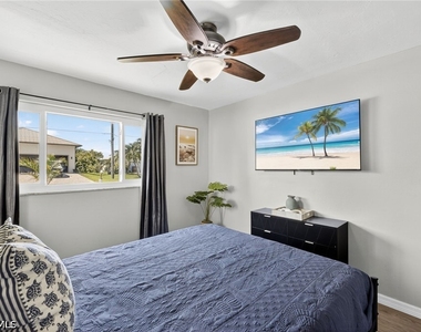 1421 Windsor Court - Photo Thumbnail 14