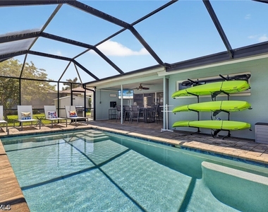 1421 Windsor Court - Photo Thumbnail 18