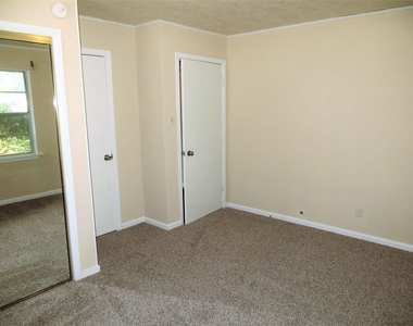2809 Rosadele Street - Photo Thumbnail 24