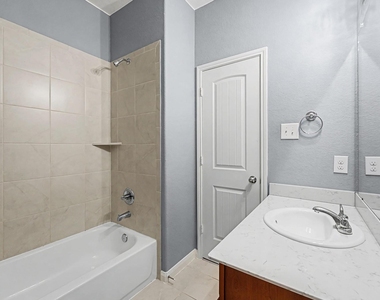 22522 Rustic Valley Court - Photo Thumbnail 6