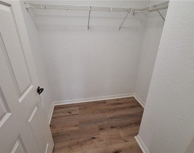 4720 Saint Croix Lane - Photo Thumbnail 6