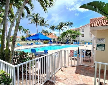4720 Saint Croix Lane - Photo Thumbnail 16