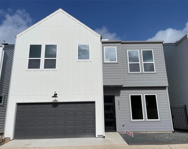 5817 Mansfield Heights Lane - Photo Thumbnail 2