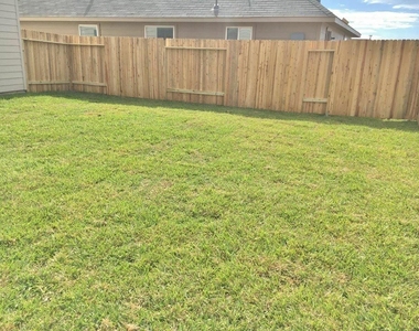 5507 Paiges Way - Photo Thumbnail 1