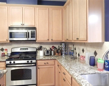 2931 Silver Landing Lane - Photo Thumbnail 16