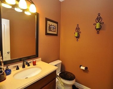 2931 Silver Landing Lane - Photo Thumbnail 3