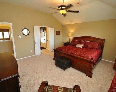 2931 Silver Landing Lane - Photo Thumbnail 22