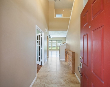 2931 Silver Landing Lane - Photo Thumbnail 3