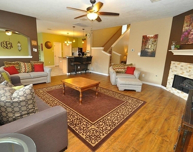 2931 Silver Landing Lane - Photo Thumbnail 19