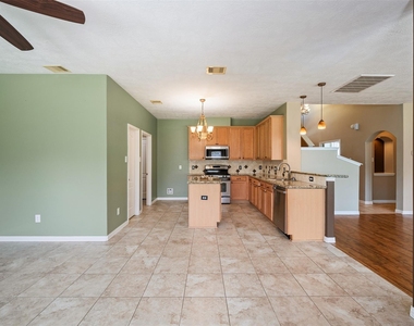 2931 Silver Landing Lane - Photo Thumbnail 10