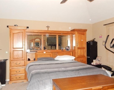2931 Silver Landing Lane - Photo Thumbnail 25
