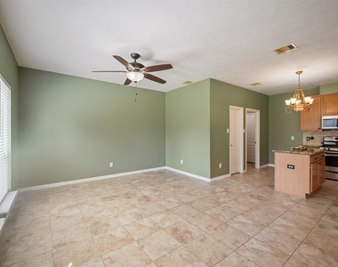 2931 Silver Landing Lane - Photo Thumbnail 11