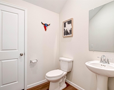 617 Aspen Falls Court - Photo Thumbnail 32