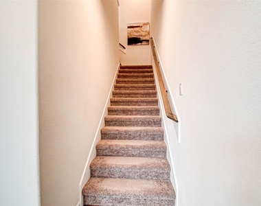617 Aspen Falls Court - Photo Thumbnail 35