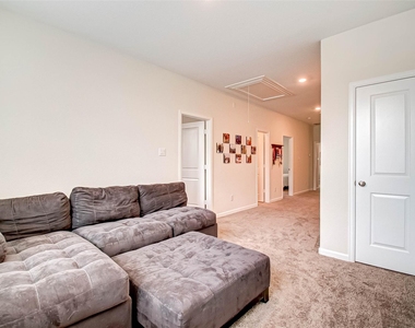 617 Aspen Falls Court - Photo Thumbnail 44
