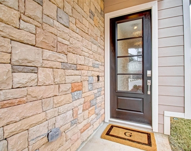 617 Aspen Falls Court - Photo Thumbnail 7