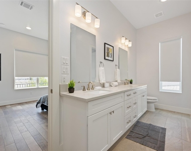 5914 Val Verde Street - Photo Thumbnail 13