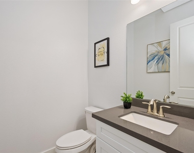5914 Val Verde Street - Photo Thumbnail 9