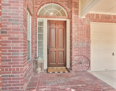 11418 Ruby Canyon Lane - Photo Thumbnail 3