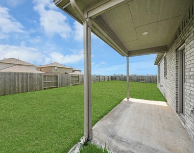 1325 Grass Bend Drive - Photo Thumbnail 2