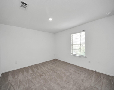 1325 Grass Bend Drive - Photo Thumbnail 22