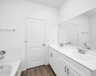 1325 Grass Bend Drive - Photo Thumbnail 33