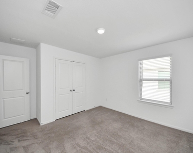 1325 Grass Bend Drive - Photo Thumbnail 28