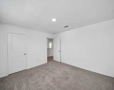 1325 Grass Bend Drive - Photo Thumbnail 23