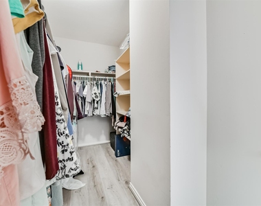 1715 Stuart Street - Photo Thumbnail 21