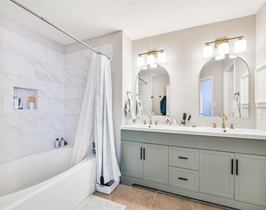 1715 Stuart Street - Photo Thumbnail 19