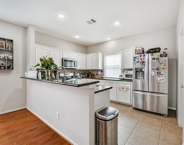 1715 Stuart Street - Photo Thumbnail 9