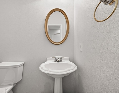 1415 Kennewick Court - Photo Thumbnail 22