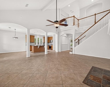 1415 Kennewick Court - Photo Thumbnail 11
