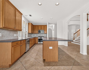 1415 Kennewick Court - Photo Thumbnail 17