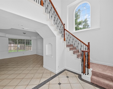 20003 Fieldtree Drive - Photo Thumbnail 6