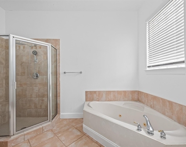 20003 Fieldtree Drive - Photo Thumbnail 37