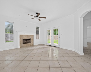 20003 Fieldtree Drive - Photo Thumbnail 15