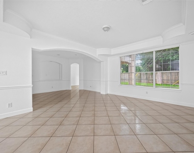 20003 Fieldtree Drive - Photo Thumbnail 8