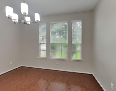 619 Bending Bough Drive - Photo Thumbnail 4