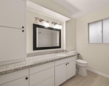 422 Willow Vista Drive - Photo Thumbnail 33
