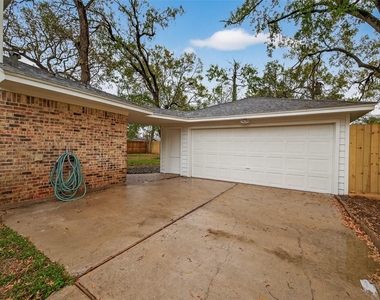 422 Willow Vista Drive - Photo Thumbnail 45
