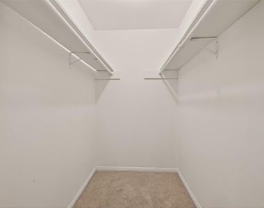 422 Willow Vista Drive - Photo Thumbnail 36