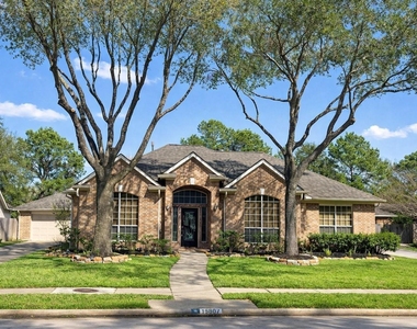 16807 Laguna Springs Drive - Photo Thumbnail 1