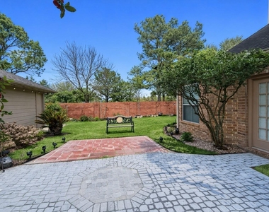 16807 Laguna Springs Drive - Photo Thumbnail 47