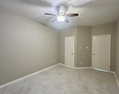 16807 Laguna Springs Drive - Photo Thumbnail 21